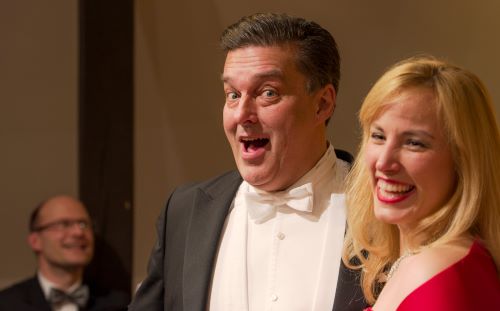 Curzweyl Cabinett "Von der Hofburg zum Broadway"